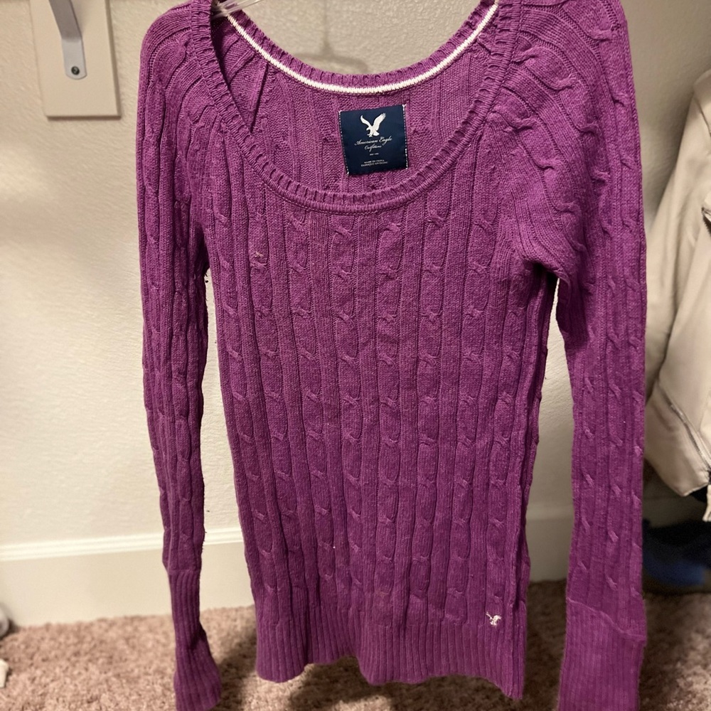 American eagle scoop neck sweater size Medium